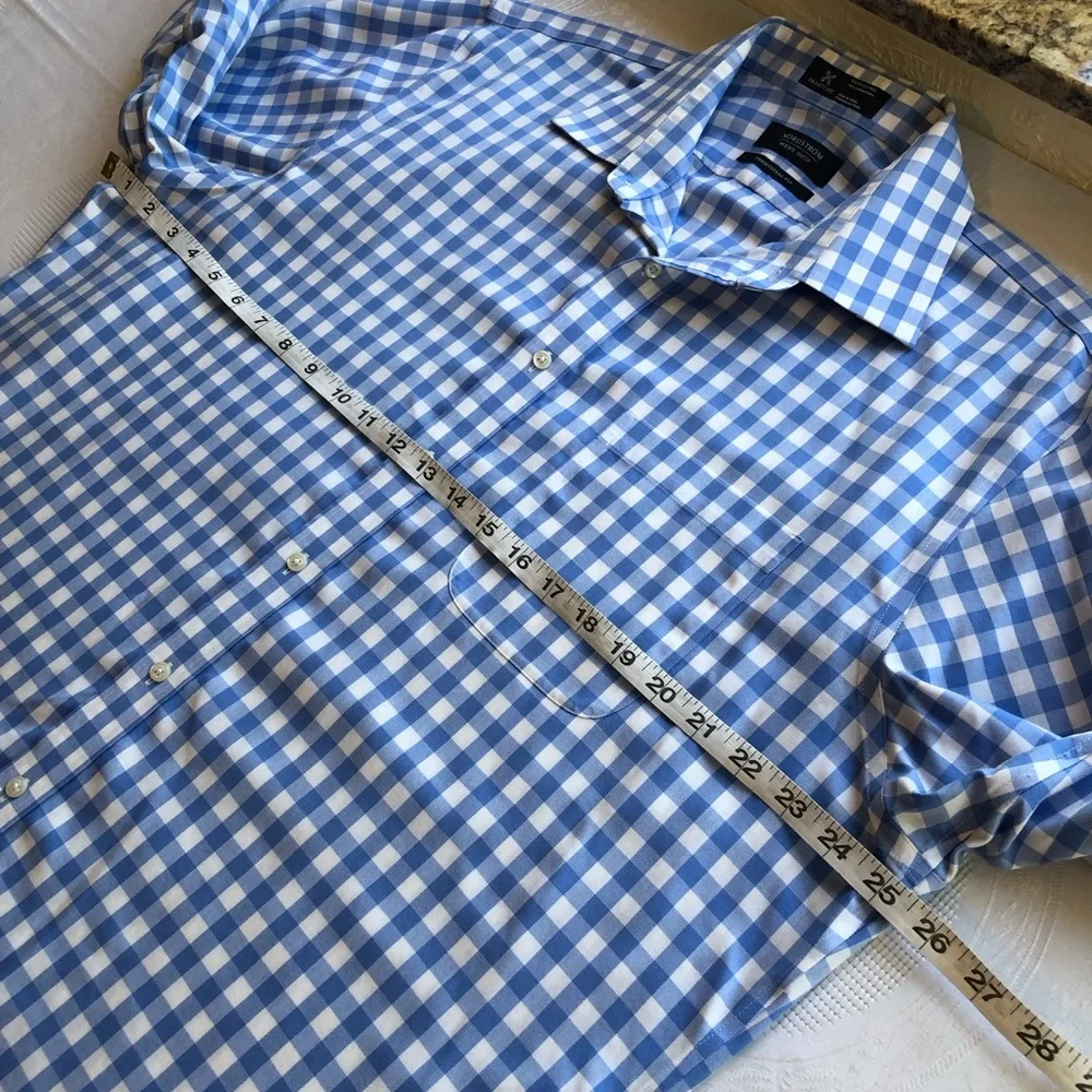 Nordstrom Wrinkle-Free Blue/White Checkered Button-Up Shirt Men’s Size 16.5 34